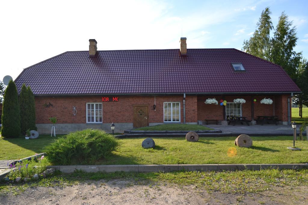 Motelis Aka Kārsava Exterior foto