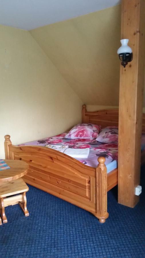 Motelis Aka Kārsava Zimmer foto